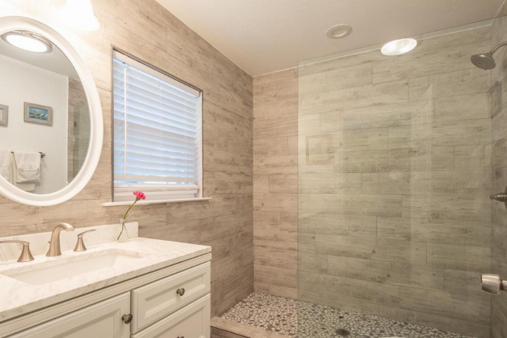 Lakeshore Escape Home Image 26